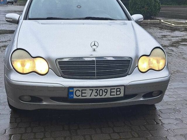 Сірий Мерседес 200, об'ємом двигуна 2.1 л та пробігом 340 тис. км за 4600 $, фото 3 на Automoto.ua