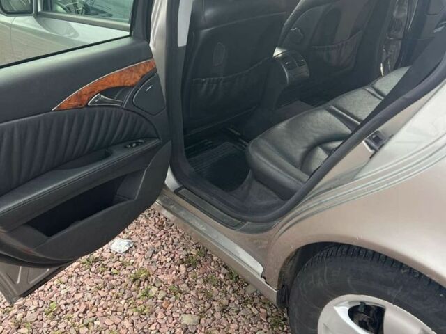 Серый Мерседес 200, объемом двигателя 2 л и пробегом 357 тыс. км за 4600 $, фото 11 на Automoto.ua