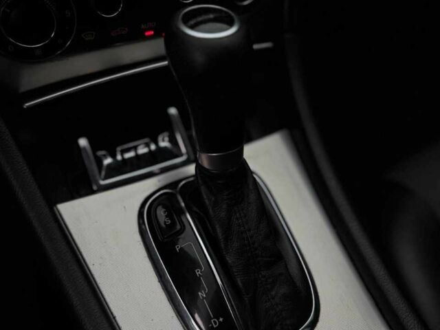 Серый Мерседес 200, объемом двигателя 2.2 л и пробегом 260 тыс. км за 8500 $, фото 20 на Automoto.ua