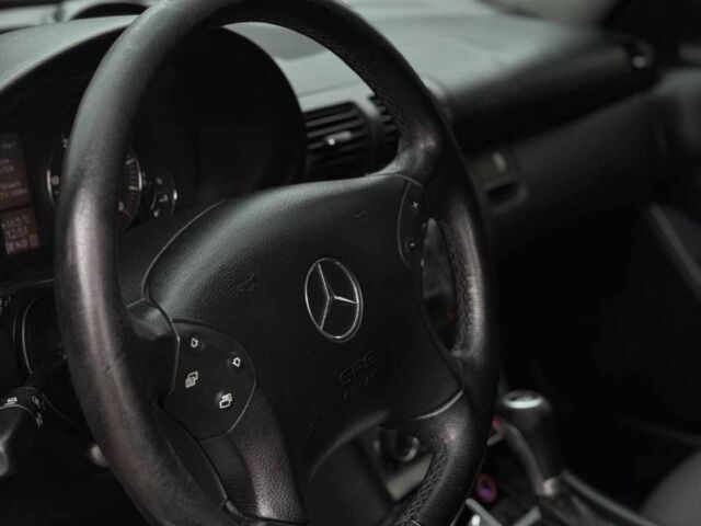 Серый Мерседес 200, объемом двигателя 2.2 л и пробегом 260 тыс. км за 8500 $, фото 13 на Automoto.ua