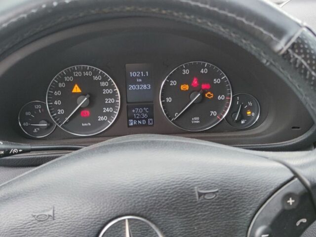 Сірий Мерседес 200, об'ємом двигуна 1.8 л та пробігом 203 тис. км за 7199 $, фото 6 на Automoto.ua