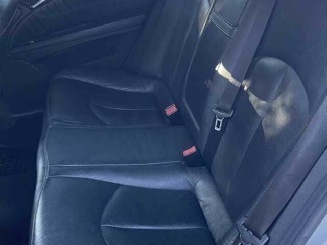 Серый Мерседес 200, объемом двигателя 2.1 л и пробегом 345 тыс. км за 9500 $, фото 15 на Automoto.ua