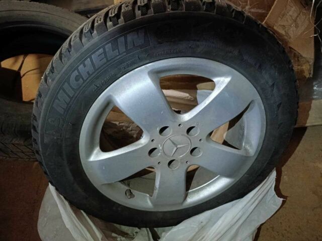 Серый Мерседес 200, объемом двигателя 1.8 л и пробегом 207 тыс. км за 7000 $, фото 10 на Automoto.ua