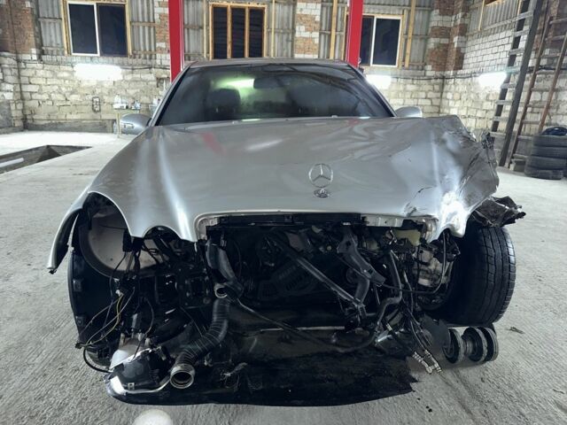 Серый Мерседес 200, объемом двигателя 1.8 л и пробегом 373 тыс. км за 2950 $, фото 2 на Automoto.ua