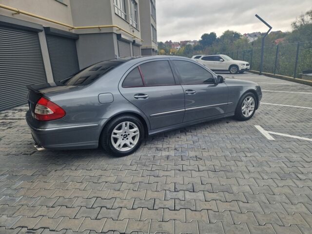 Серый Мерседес 200, объемом двигателя 1.8 л и пробегом 254 тыс. км за 7600 $, фото 3 на Automoto.ua