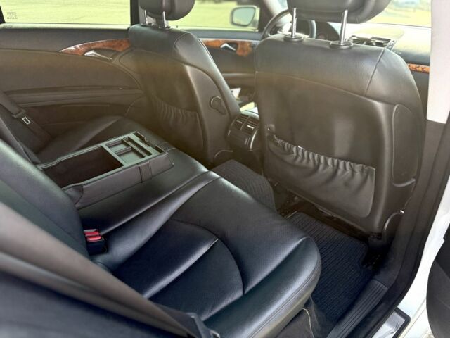 Сірий Мерседес 200, об'ємом двигуна 2.2 л та пробігом 337 тис. км за 9700 $, фото 10 на Automoto.ua