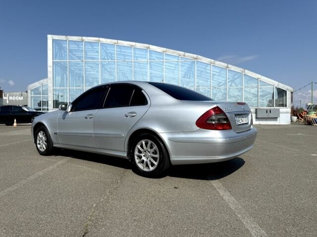 Сірий Мерседес 200, об'ємом двигуна 2.2 л та пробігом 337 тис. км за 9700 $, фото 3 на Automoto.ua