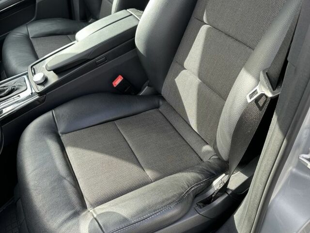 Серый Мерседес 200, объемом двигателя 1.8 л и пробегом 116 тыс. км за 14500 $, фото 12 на Automoto.ua