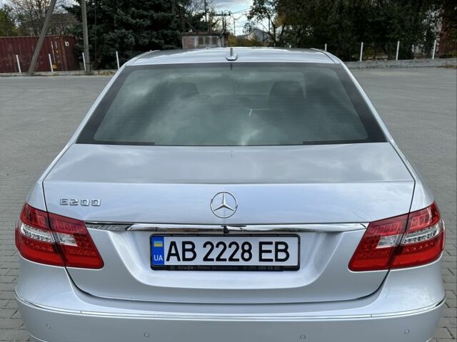 Серый Мерседес 200, объемом двигателя 1.8 л и пробегом 116 тыс. км за 14500 $, фото 5 на Automoto.ua