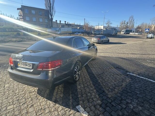 Сірий Мерседес 200, об'ємом двигуна 2.1 л та пробігом 370 тис. км за 15000 $, фото 5 на Automoto.ua