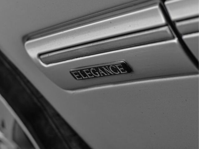 Серый Мерседес 200, объемом двигателя 2 л и пробегом 480 тыс. км за 4199 $, фото 7 на Automoto.ua