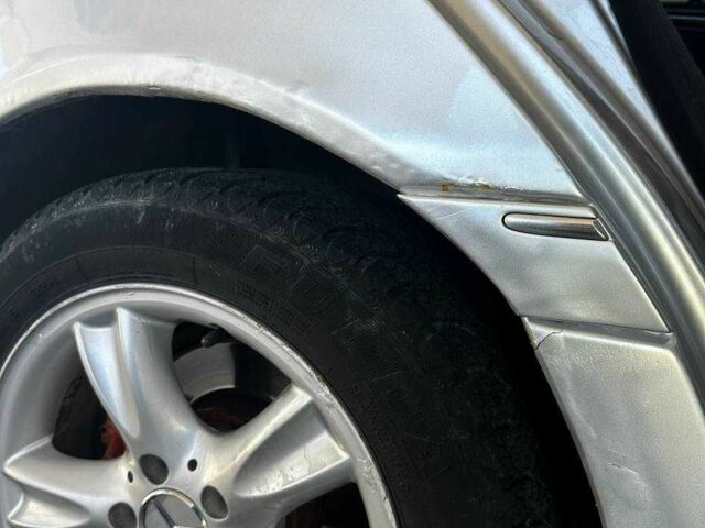 Серый Мерседес 200, объемом двигателя 2.1 л и пробегом 465 тыс. км за 5300 $, фото 19 на Automoto.ua