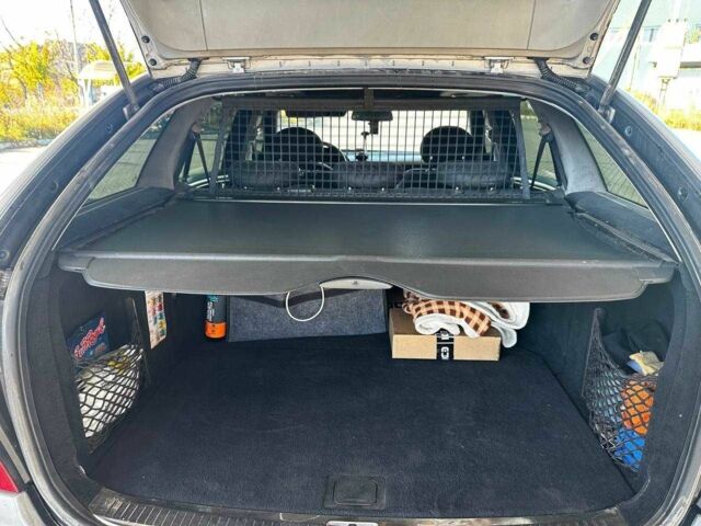 Серый Мерседес 200, объемом двигателя 2.1 л и пробегом 465 тыс. км за 5300 $, фото 18 на Automoto.ua