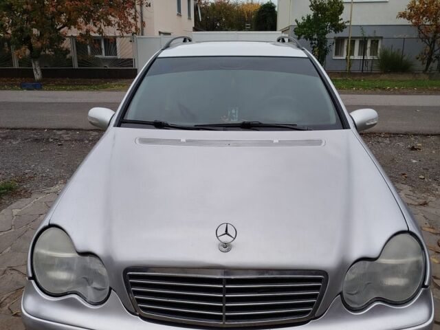 Сірий Мерседес 200, об'ємом двигуна 2.1 л та пробігом 330 тис. км за 3500 $, фото 5 на Automoto.ua
