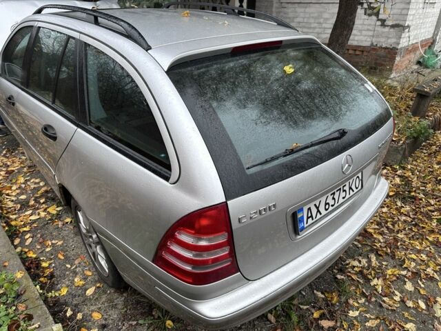 Серый Мерседес 200, объемом двигателя 1.8 л и пробегом 93 тыс. км за 2700 $, фото 4 на Automoto.ua