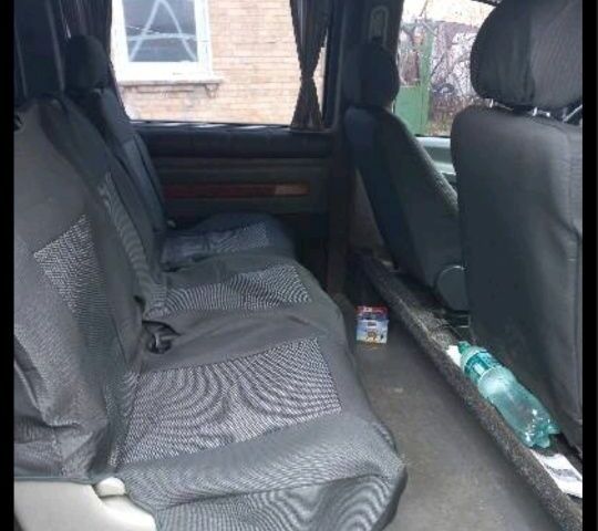 Серый Мерседес 200, объемом двигателя 2 л и пробегом 340 тыс. км за 6300 $, фото 2 на Automoto.ua