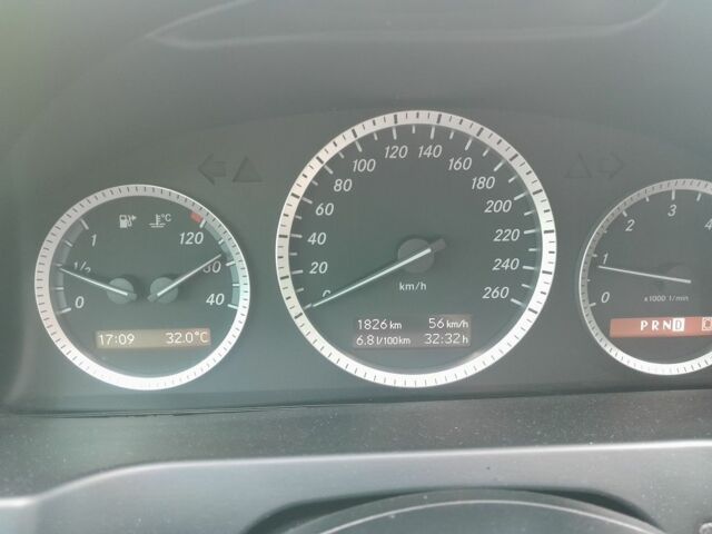 Серый Мерседес 200, объемом двигателя 2.1 л и пробегом 392 тыс. км за 7300 $, фото 16 на Automoto.ua