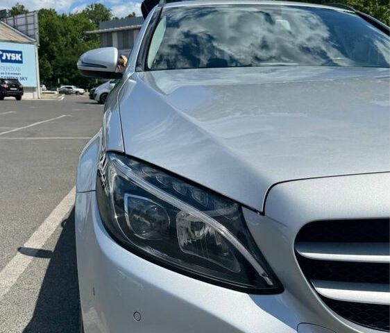 Серый Мерседес 200, объемом двигателя 1.6 л и пробегом 218 тыс. км за 16000 $, фото 1 на Automoto.ua