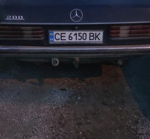 Синий Мерседес 200, объемом двигателя 2 л и пробегом 57 тыс. км за 1750 $, фото 2 на Automoto.ua