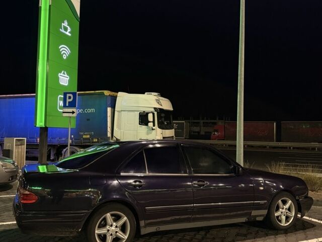 Синій Мерседес 200, об'ємом двигуна 2 л та пробігом 451 тис. км за 4000 $, фото 3 на Automoto.ua