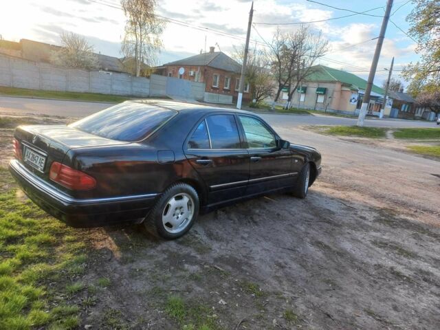 Синій Мерседес 200, об'ємом двигуна 2 л та пробігом 373 тис. км за 4350 $, фото 7 на Automoto.ua