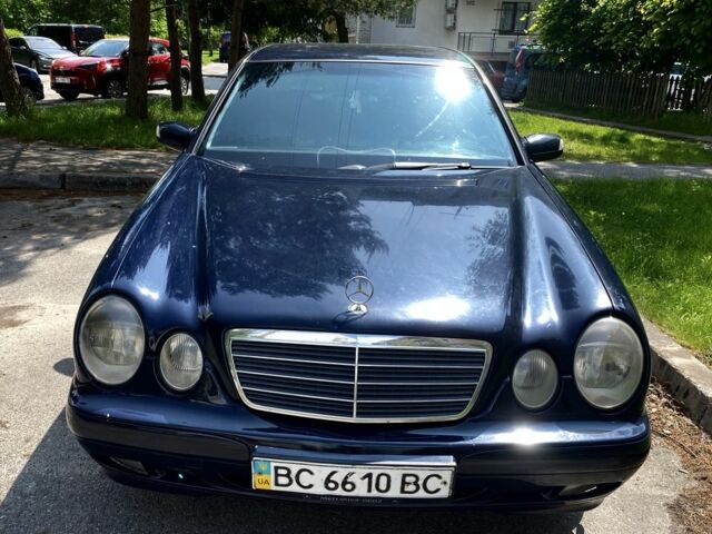 Синій Мерседес 200, об'ємом двигуна 2.2 л та пробігом 300 тис. км за 3250 $, фото 5 на Automoto.ua