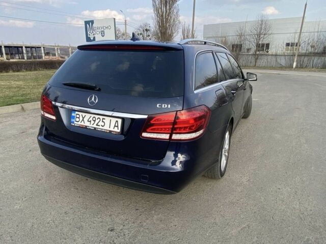 Синій Мерседес 200, об'ємом двигуна 2.1 л та пробігом 280 тис. км за 11250 $, фото 1 на Automoto.ua