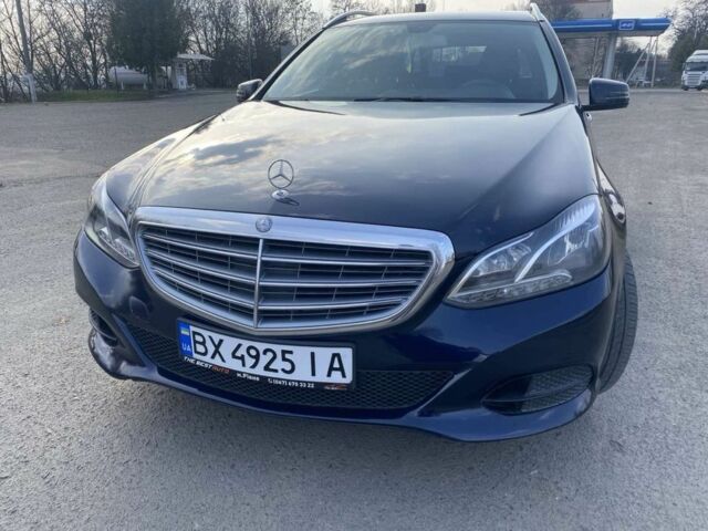 Синій Мерседес 200, об'ємом двигуна 2.1 л та пробігом 280 тис. км за 11250 $, фото 2 на Automoto.ua