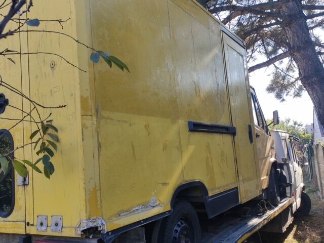 Мерседес 210, объемом двигателя 2.9 л и пробегом 0 тыс. км за 7000 $, фото 7 на Automoto.ua