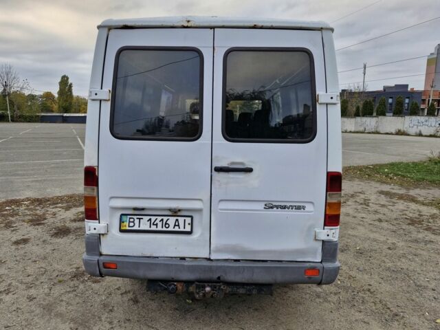 Мерседес 220 1998 в Боярка на Automoto.ua Белый Мерседес 220, объемом двигателя 2 л и пробегом 432 тыс. км за 3400 $, фото 2 на Automoto.ua