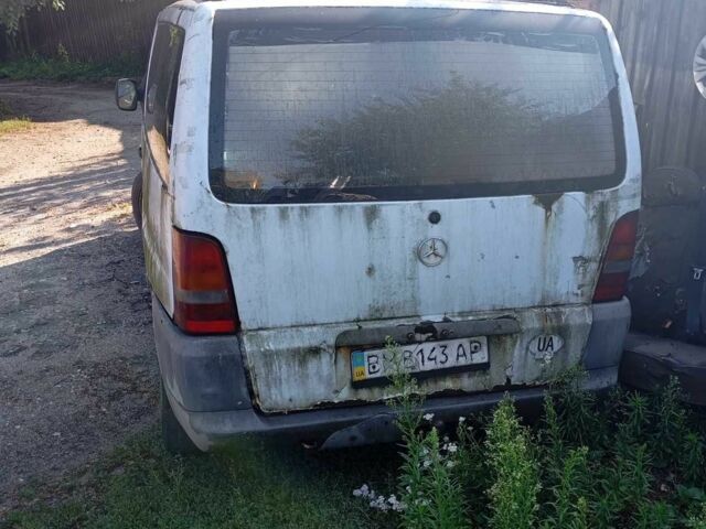 Белый Мерседес 220, объемом двигателя 0 л и пробегом 10 тыс. км за 550 $, фото 4 на Automoto.ua