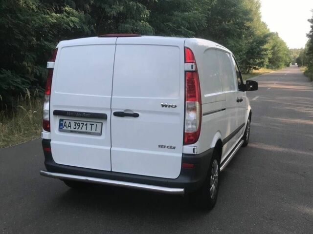 Білий Мерседес 220, об'ємом двигуна 2.1 л та пробігом 362 тис. км за 8690 $, фото 3 на Automoto.ua