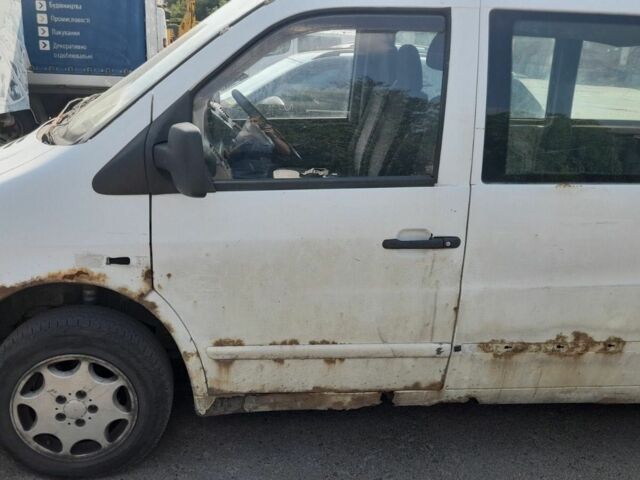 Белый Мерседес 220, объемом двигателя 0 л и пробегом 490 тыс. км за 1927 $, фото 5 на Automoto.ua