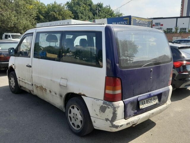 Белый Мерседес 220, объемом двигателя 0 л и пробегом 490 тыс. км за 1927 $, фото 1 на Automoto.ua