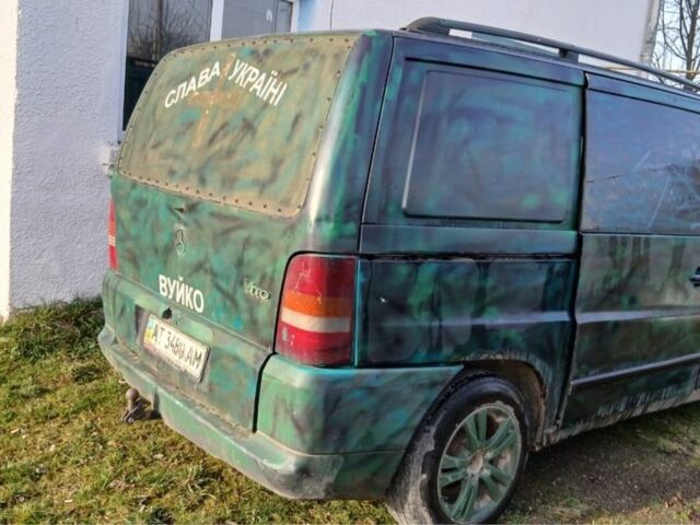 Белый Мерседес 220, объемом двигателя 0 л и пробегом 320 тыс. км за 2000 $, фото 5 на Automoto.ua