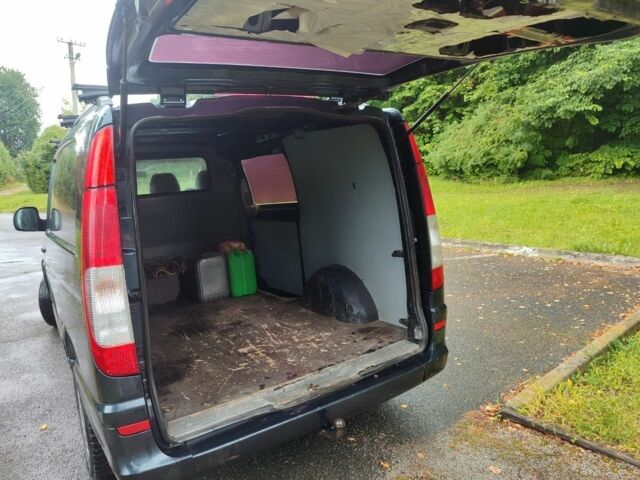 Чорний Мерседес 220, об'ємом двигуна 0 л та пробігом 315 тис. км за 4350 $, фото 2 на Automoto.ua