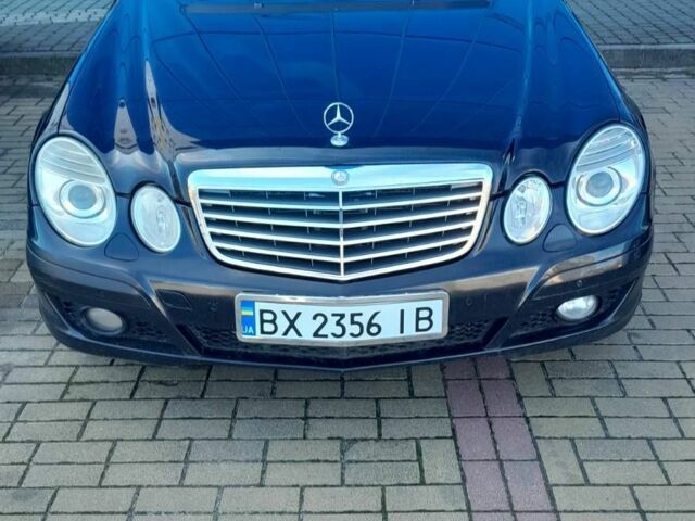 Чорний Мерседес 220, об'ємом двигуна 2.1 л та пробігом 310 тис. км за 7800 $, фото 5 на Automoto.ua