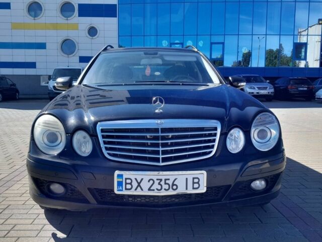 Чорний Мерседес 220, об'ємом двигуна 2.1 л та пробігом 310 тис. км за 7800 $, фото 7 на Automoto.ua