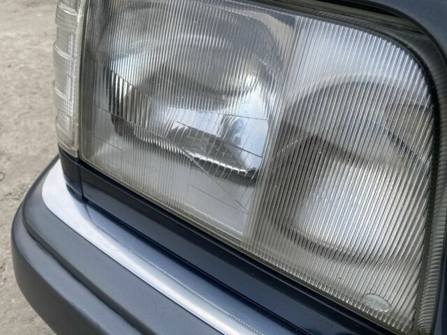 Чорний Мерседес 220, об'ємом двигуна 2.2 л та пробігом 394 тис. км за 6600 $, фото 16 на Automoto.ua