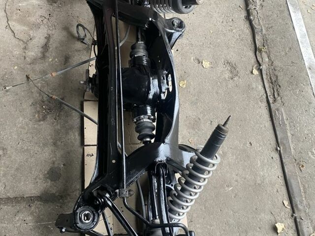 Чорний Мерседес 220, об'ємом двигуна 2.2 л та пробігом 394 тис. км за 6600 $, фото 7 на Automoto.ua