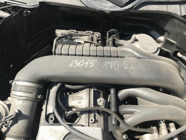 Черный Мерседес 220, объемом двигателя 2.2 л и пробегом 300 тыс. км за 1747 $, фото 7 на Automoto.ua