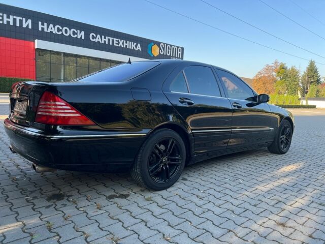 Черный Мерседес 220, объемом двигателя 3.2 л и пробегом 400 тыс. км за 5999 $, фото 5 на Automoto.ua