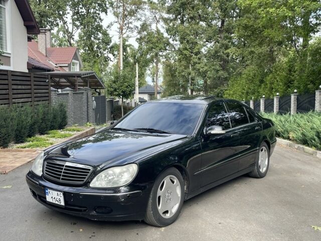 Черный Мерседес 220, объемом двигателя 3.2 л и пробегом 350 тыс. км за 4999 $, фото 4 на Automoto.ua