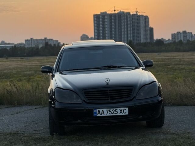 Черный Мерседес 220, объемом двигателя 3.2 л и пробегом 301 тыс. км за 5500 $, фото 19 на Automoto.ua
