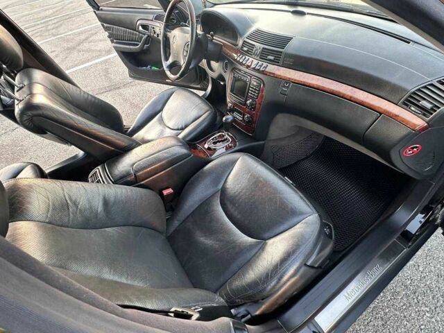 Черный Мерседес 220, объемом двигателя 4 л и пробегом 400 тыс. км за 7000 $, фото 11 на Automoto.ua