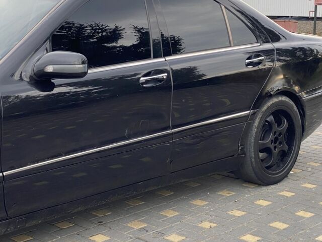 Чорний Мерседес 220, об'ємом двигуна 3.2 л та пробігом 400 тис. км за 3600 $, фото 3 на Automoto.ua