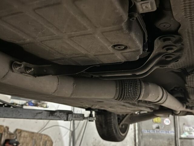 Чорний Мерседес 220, об'ємом двигуна 3.2 л та пробігом 500 тис. км за 7000 $, фото 18 на Automoto.ua