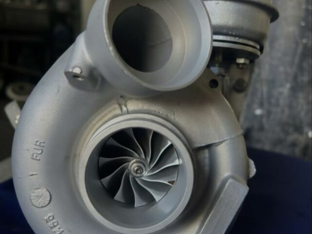 Чорний Мерседес 220, об'ємом двигуна 3.2 л та пробігом 500 тис. км за 7000 $, фото 22 на Automoto.ua