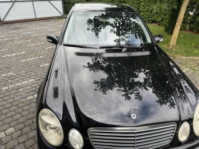 Чорний Мерседес 220, об'ємом двигуна 2.2 л та пробігом 280 тис. км за 7900 $, фото 7 на Automoto.ua