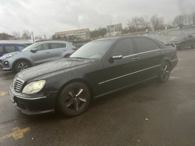 Черный Мерседес 220, объемом двигателя 0 л и пробегом 378 тыс. км за 6999 $, фото 1 на Automoto.ua